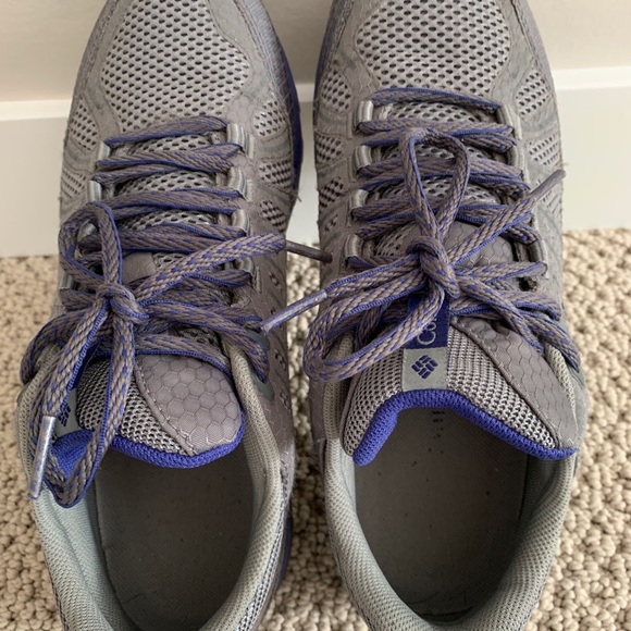 Columbia Women’s Walking Shoes - Picture 1 of 5